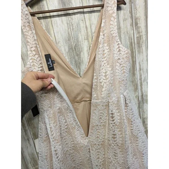 Lulus All Of My Heart Womens Lace Skater Dress White Nude Plunge Medium NWT - Picture 6 of 11